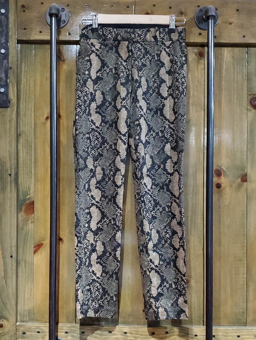 H&M Snake Print Cropped Pants in Black & Tan Animal Stretch Club Rock Reptile